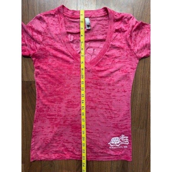 THE GREENE TURTLE Ocean City Maryland Pink V Neck T Shirt‎ Womens Next Level MED - Picture 10 of 10